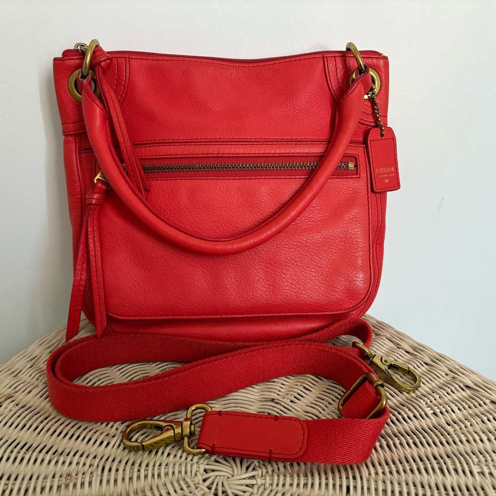 Fossil Karli Hobo Coral Leather Shoulder/Crossbody Bag - Picture 1 of 8